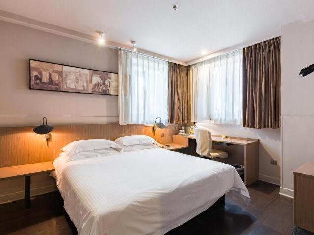 Jinjiang Inn Nanjing Road Pedestrian Streeteast Asia Hotel 上海市 エクステリア 写真